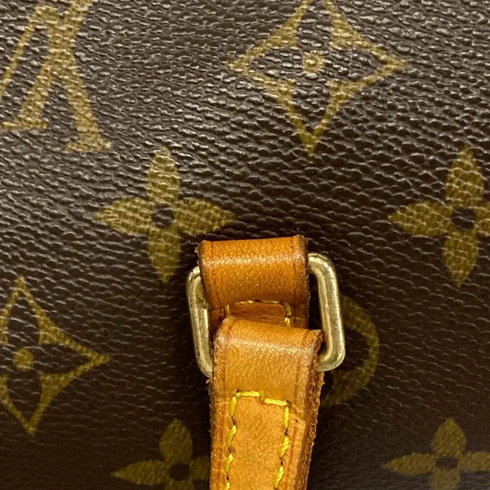 Louis Vuitton Papillon 26 Monogram Handbag M51386